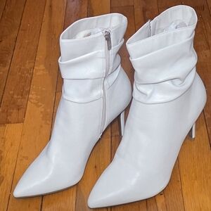 Marc Fisher White Pointed Toe Stiletto Ankle Booties. New without Box